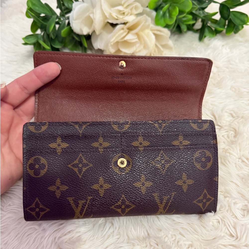Louis Vuitton Sarah wallet - Picture 2 of 16